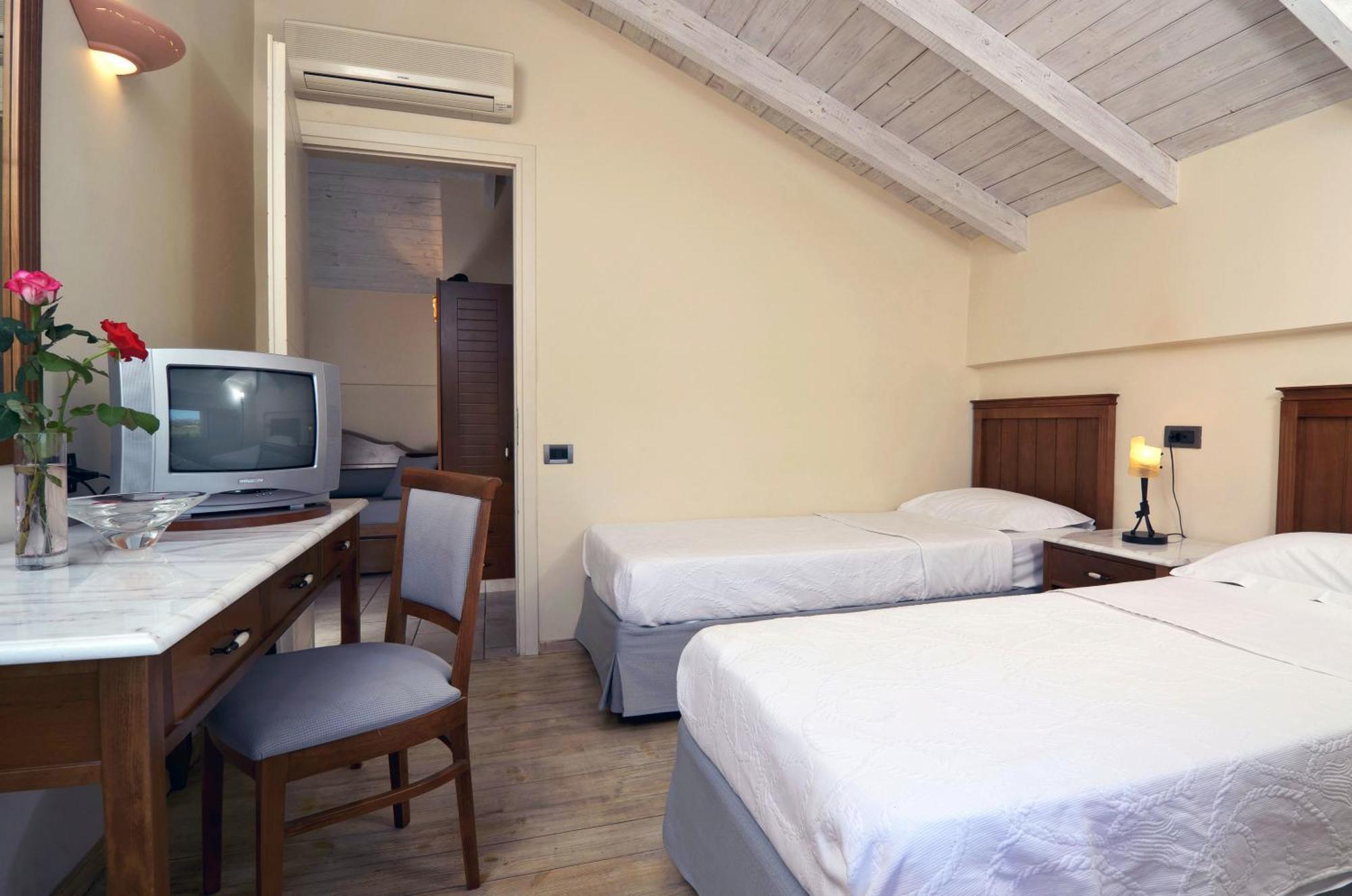 Harmony Hotel Apartments Selianitika Luaran gambar